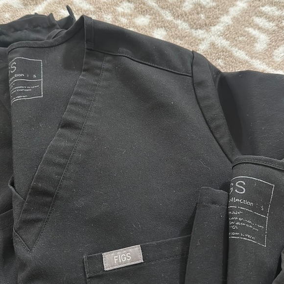 figs black scrubs size S - Picture 2 of 6
